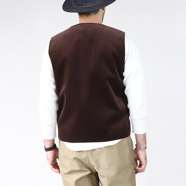 ROOM No.206 VEST/ BRISBANE MOSS CORDUROY / BROWN