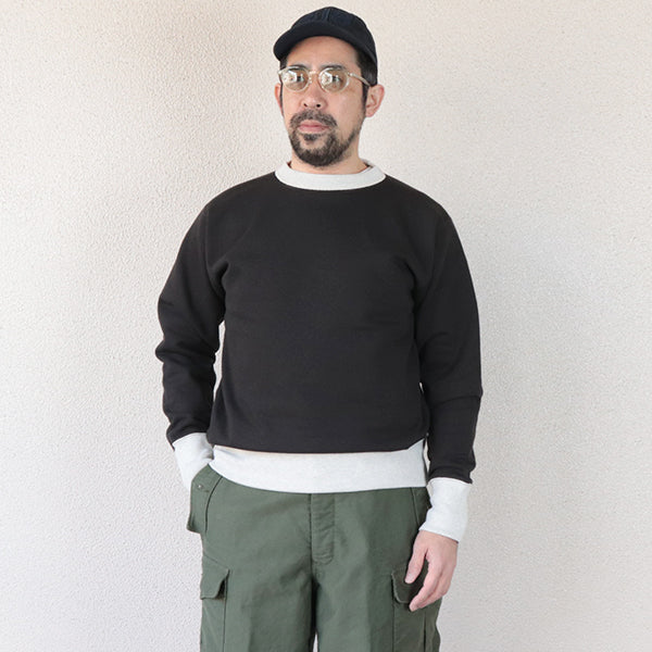 CREW NECKED SWEAT SHIRT SET-IN SLEEVE / MEDIUM WEIGHT FLEECE / SOOT BLACK × OATMEAL