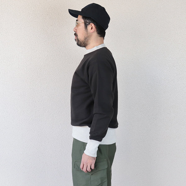 CREW NECKED SWEAT SHIRT SET-IN SLEEVE / MEDIUM WEIGHT FLEECE / SOOT BLACK × OATMEAL