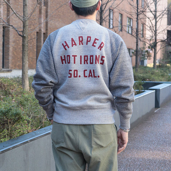 FREEDOM SLEEVE DOUBLE V SWEAT SHIRT <br>HARPER HOT IRONS V8 / SPECIAL HEAVY WEIGHT FLEECE / MIX GRAY × GRAINED CHARCOAL GRAY
