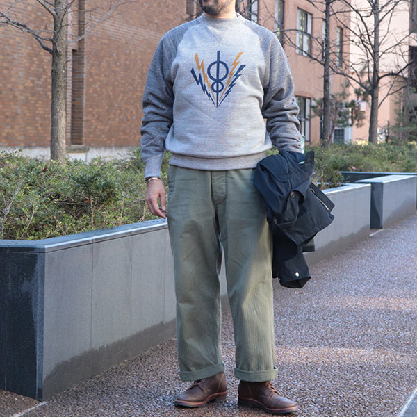 FREEDOM SLEEVE DOUBLE V SWEAT SHIRT <br>HARPER HOT IRONS V8 / SPECIAL HEAVY WEIGHT FLEECE / MIX GRAY × GRAINED CHARCOAL GRAY