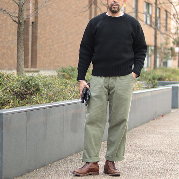 TRAILBLAZER SWEATER / RAGLAN SLEEVE SWEATER / BRITISH WOOL / BLACK