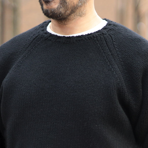TRAILBLAZER SWEATER / RAGLAN SLEEVE SWEATER / BRITISH WOOL / BLACK