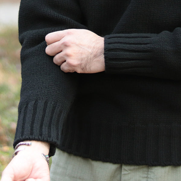 TRAILBLAZER SWEATER / RAGLAN SLEEVE SWEATER / BRITISH WOOL / BLACK