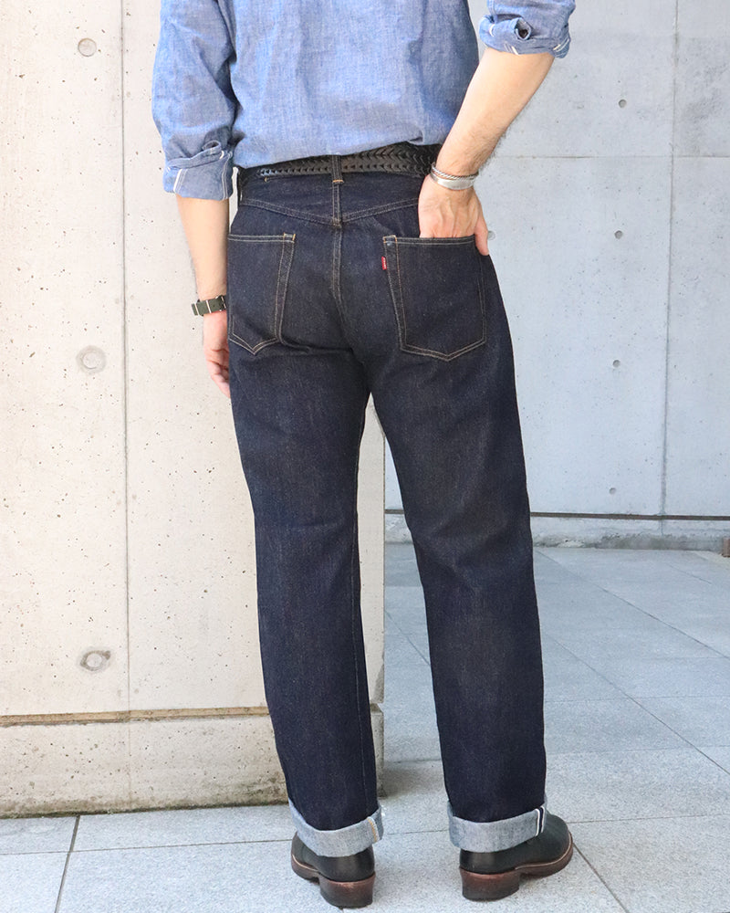 IN THE SECOND HALF OF 1941 / EARLIEST WORLD WAR II MODEL / 5 POCKET JEANS / Lot 601 XX 1941 / 14oz WWII INDIGO DENIM