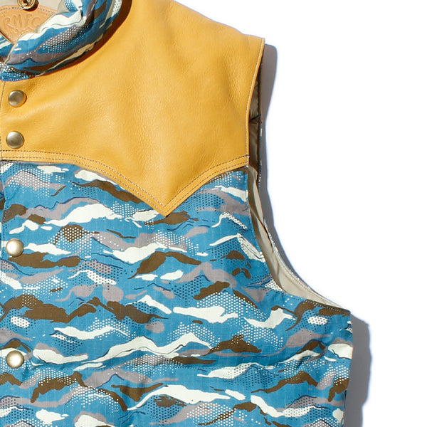 ROCKY MOUNTAIN FEATHERBED / NC DOWN VEST MOUNTAIN CAMO