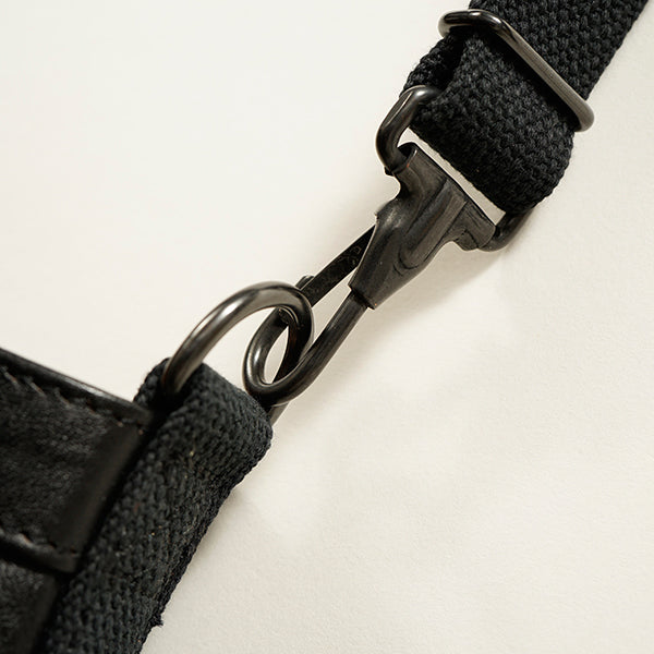 MAGAZINE BAG BLACK / HORSE HIDE BROWN CORE LEATHER