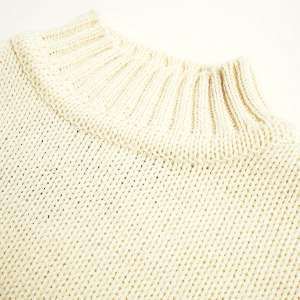 HIGH NECK KNIT