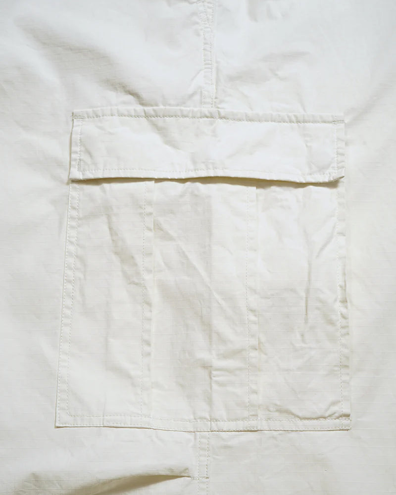 ARMY CARGO SHORT PIGMENT / OFF WHITE