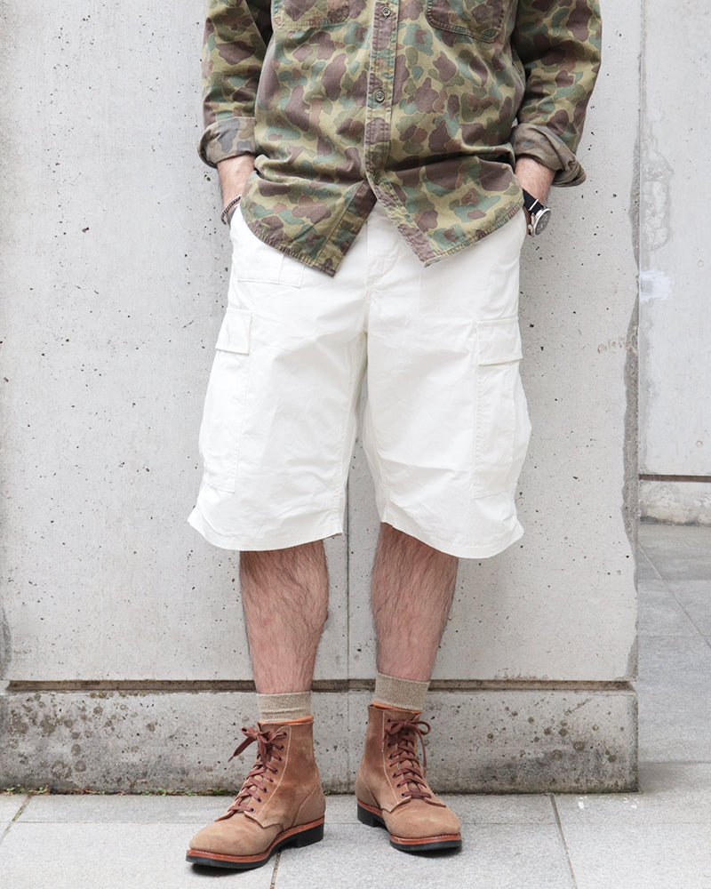 ARMY CARGO SHORT PIGMENT / OFF WHITE