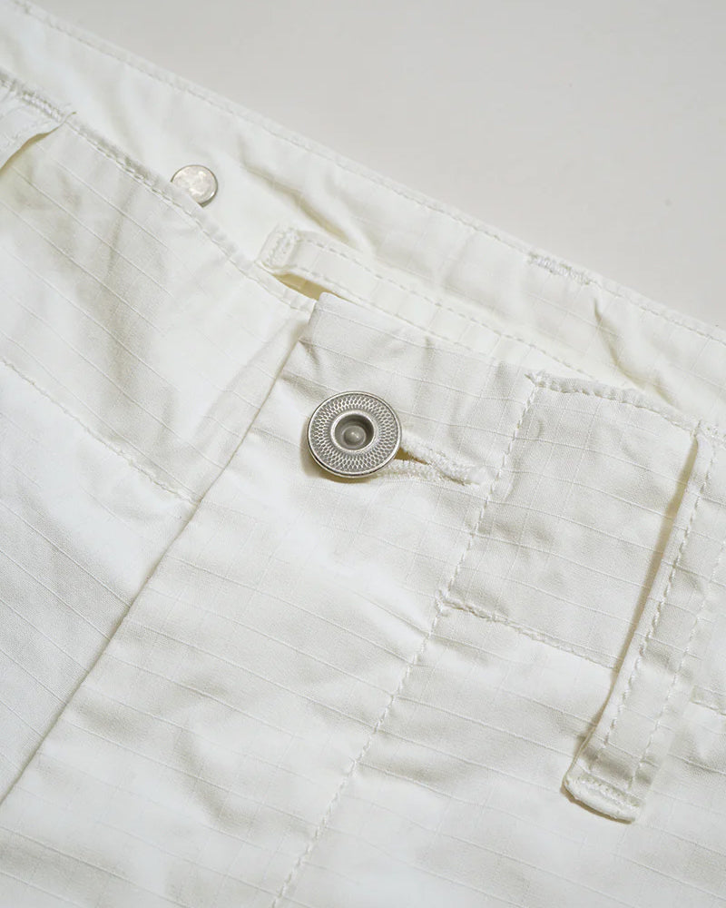 ARMY CARGO SHORT PIGMENT / OFF WHITE