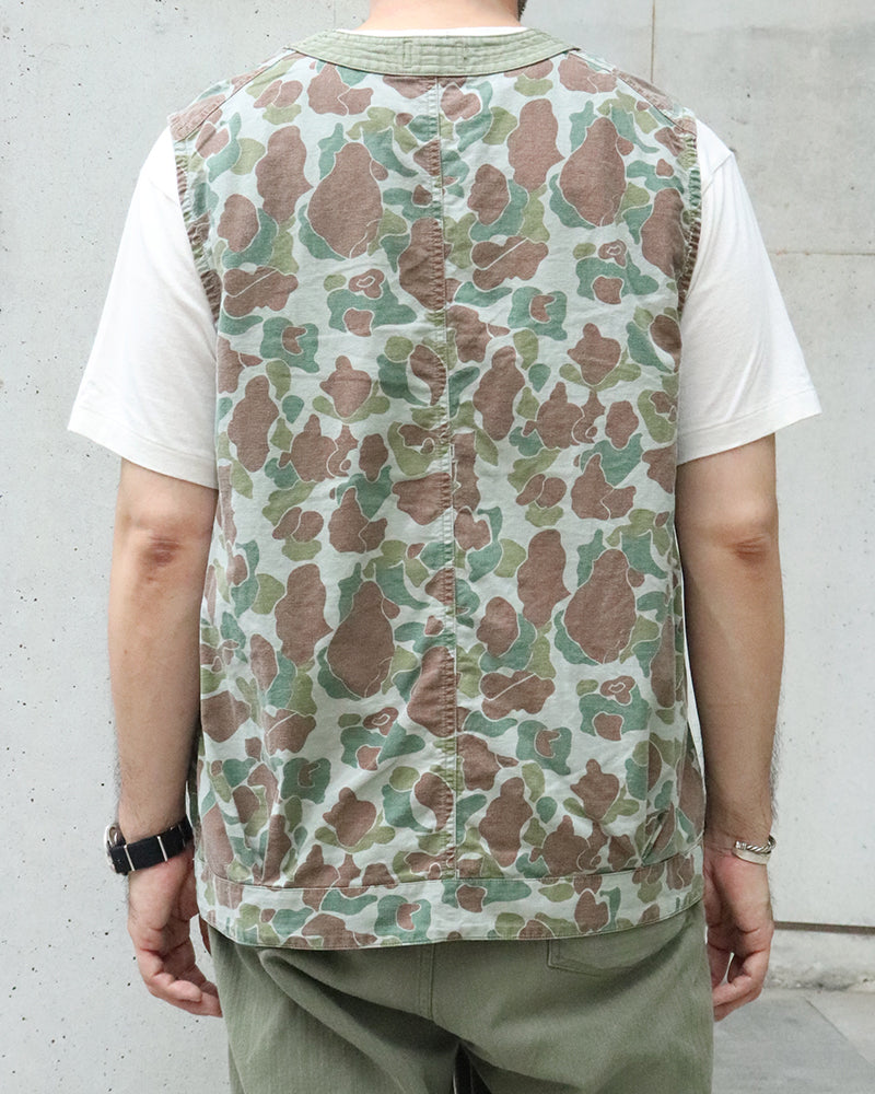 PULLOVER ARMY VEST CAMO / GREEN