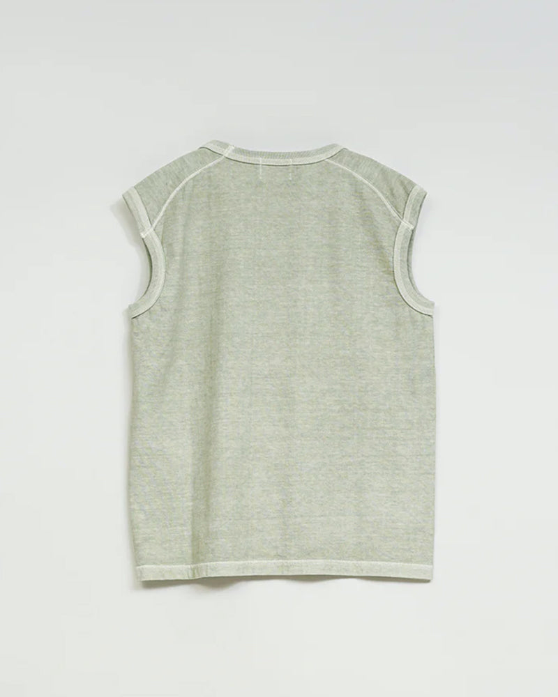 SLEEVELESS T-SHIRT