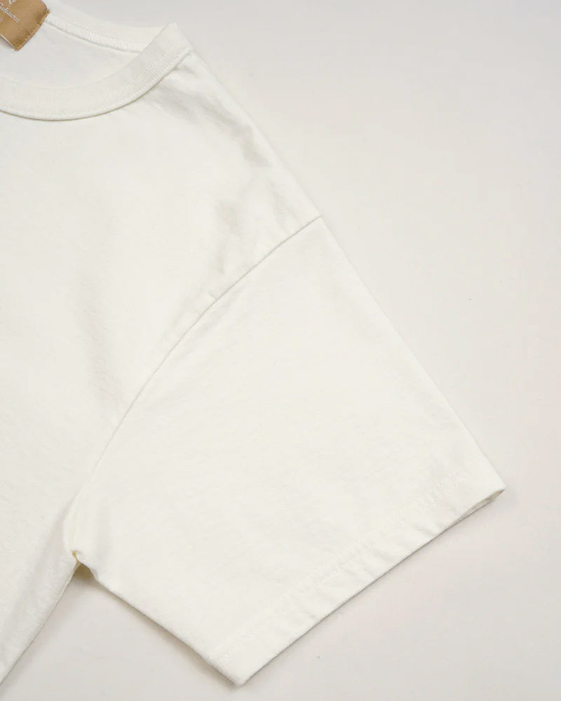 BASIC T-SHIRT