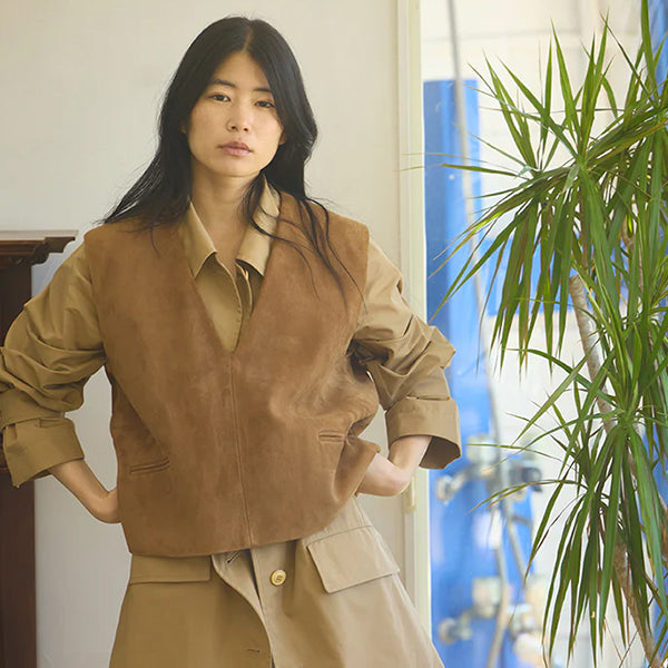 SHEEP SUEDE VEST / BROWN