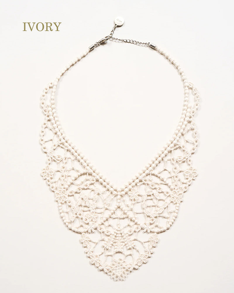 ANTIQUE LACE SHORT NECKLACE