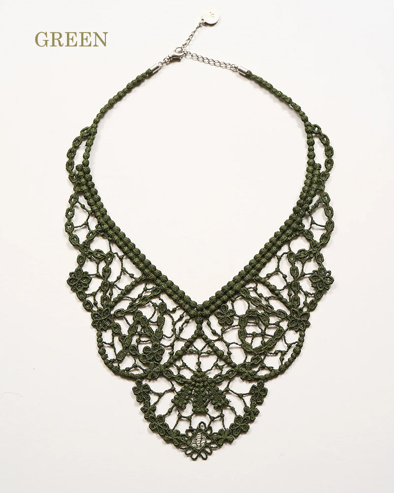 ANTIQUE LACE SHORT NECKLACE