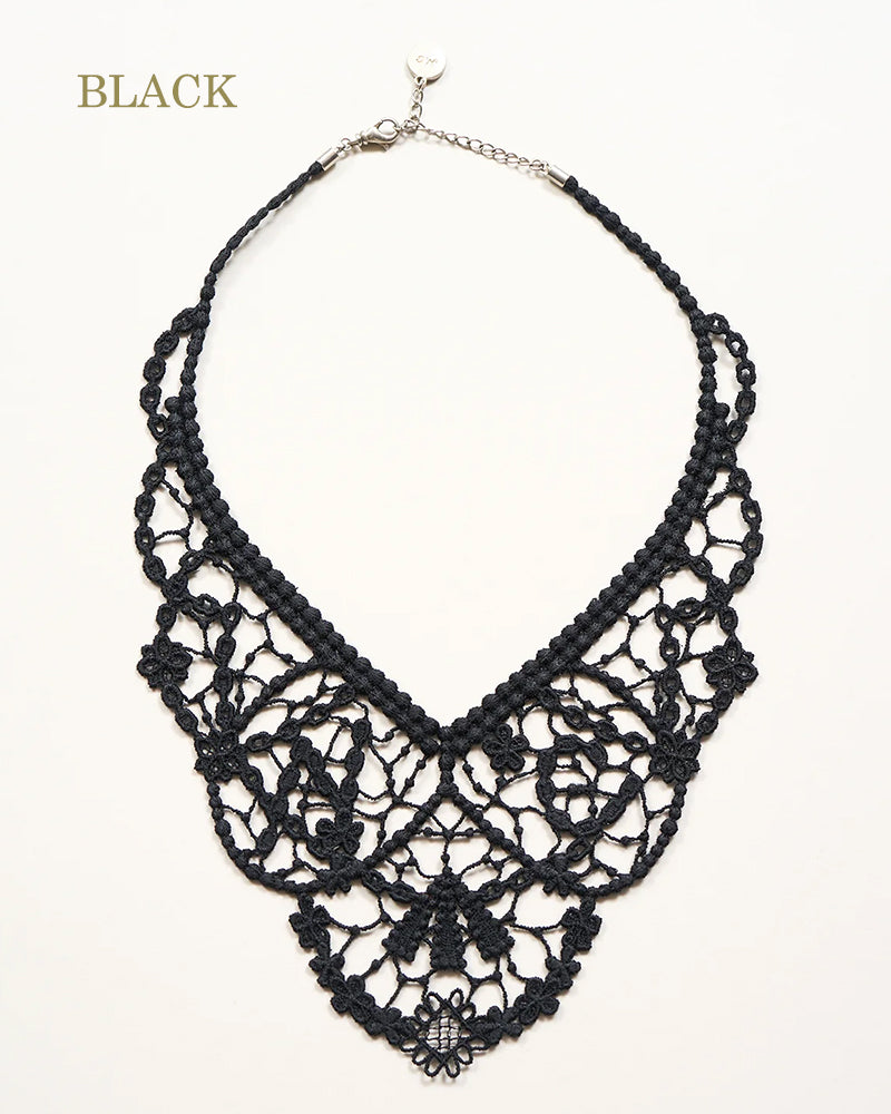 ANTIQUE LACE SHORT NECKLACE