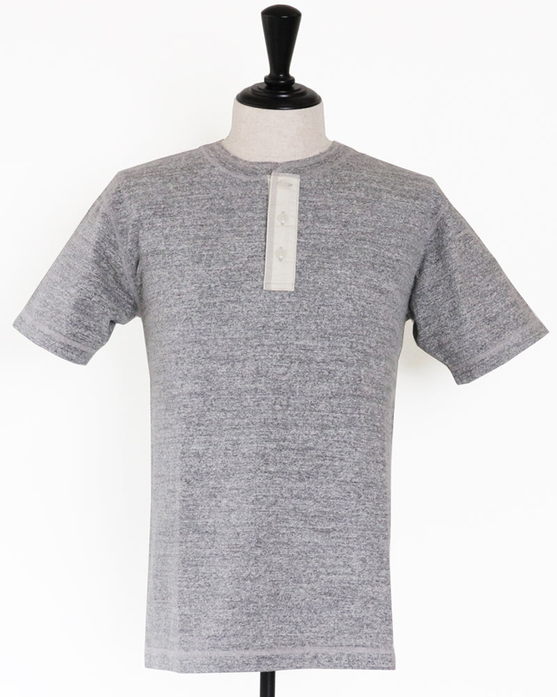 SLUB YARN HENLEY NECK T-SHIRT