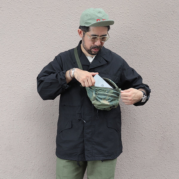 BRIEFING BUCKET PONCHO カモ 迷彩 USA製 BRIEFING BUCKET PONCHO カモ
