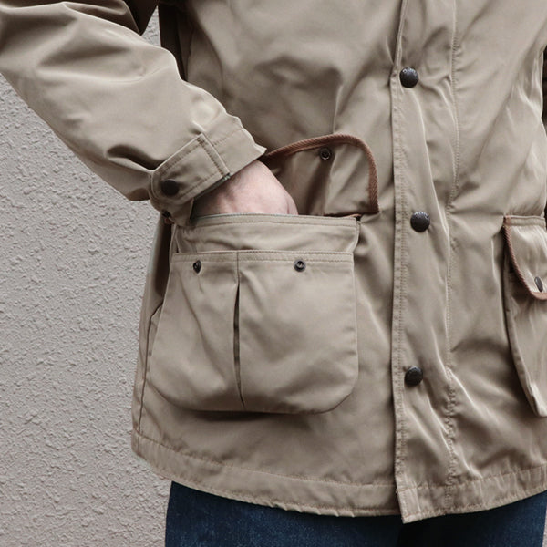 GALE HUNTER COAT / HIGH DENSITY ESTER GABARDINE / BEIGE KHAKI