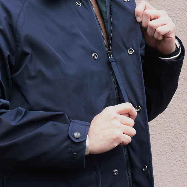GALE HUNTER COAT / HIGH DENSITY ESTER GABARDINE / NAVY