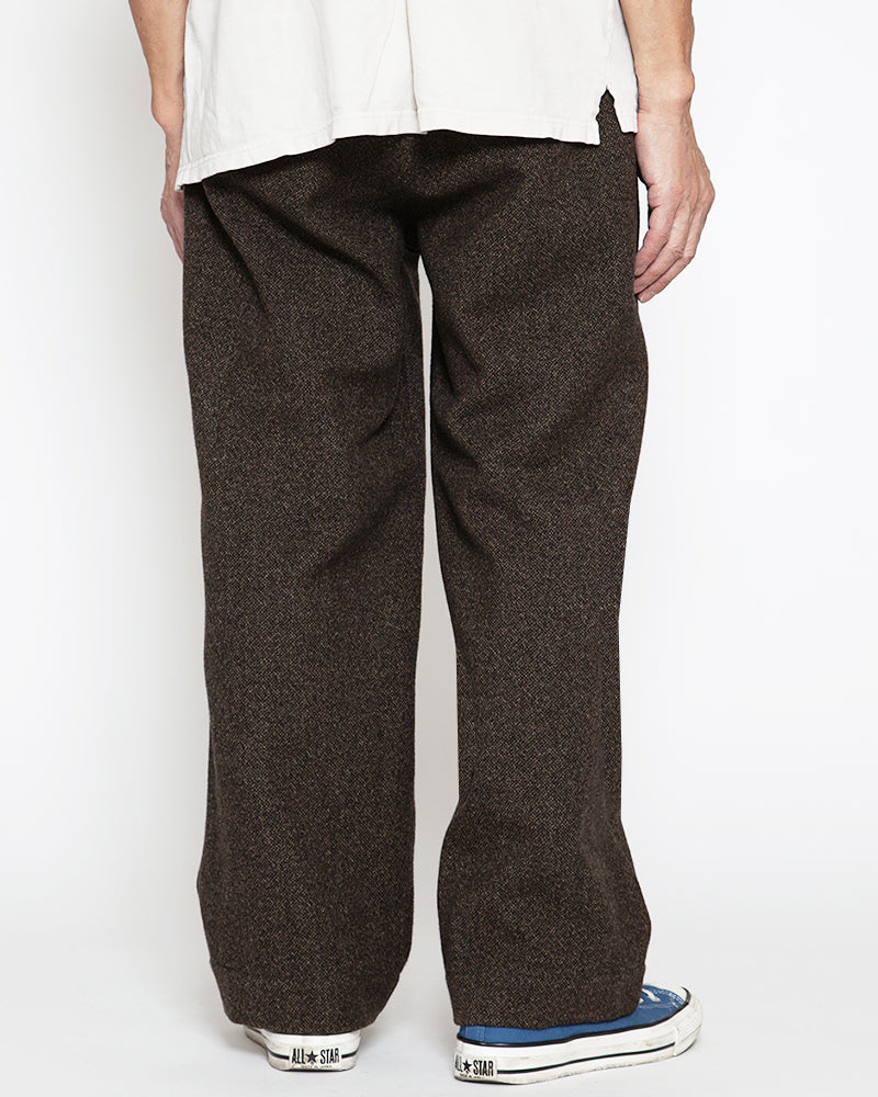 2 TUCK DESERT SLACKS