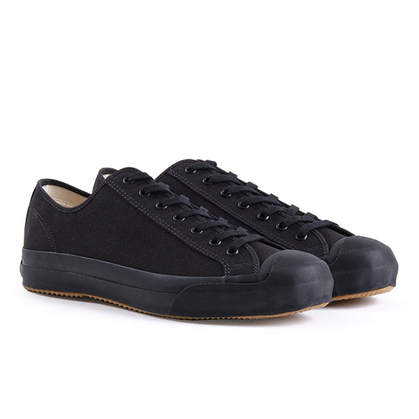 JLB CHAMPION SNEAKERS / SOLID BLACK