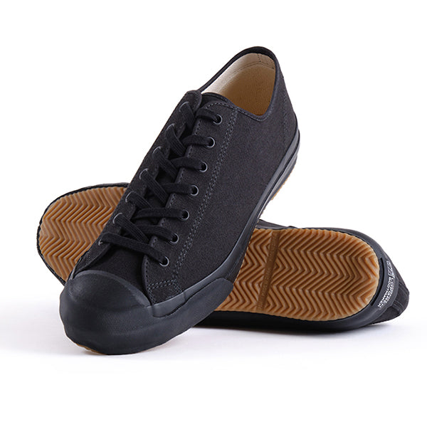 JLB CHAMPION SNEAKERS / SOLID BLACK