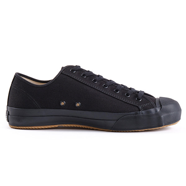 JLB CHAMPION SNEAKERS / SOLID BLACK