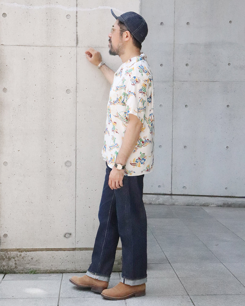 HAWAIIAN SHIRT / ISLAND TRIP