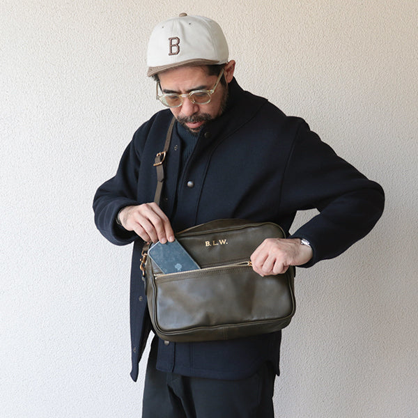 LEATHER WANDER SHOULDER BAG / BLACK VINTAGE FINISH