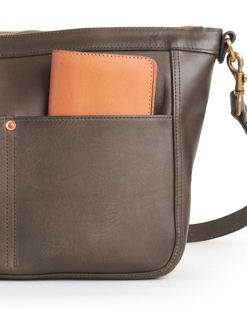 LEATHER TELEPHONE SHOULDER BAG / COW HIDE / OLIVE