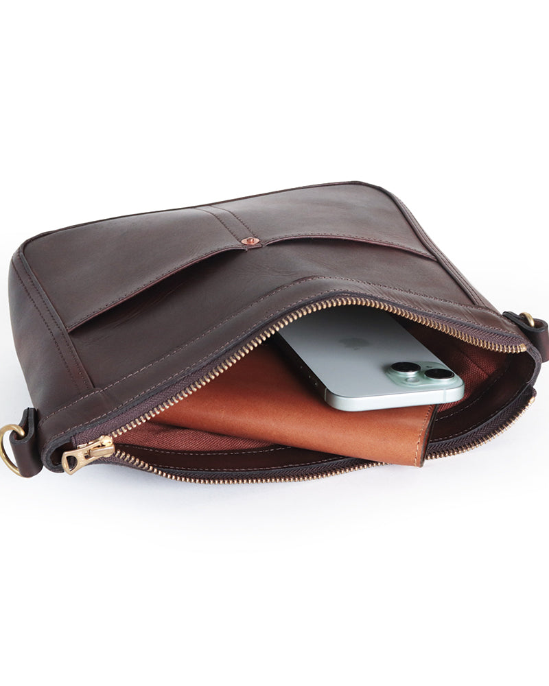 SMALL LEATHER TELEPHONE SHOULDER BAG / COW HIDE / BROWN / A5 SIZE
