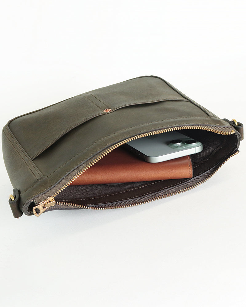 SMALL LEATHER TELEPHONE SHOULDER BAG / COW HIDE / OLIVE / A5 SIZE