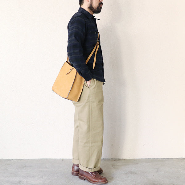 TRAILBLAZER BAG / 1920 - 1930s WOODSMAN SHOULDER BAG / BULL HIDE / YELLOW OCHRE NUBUCK