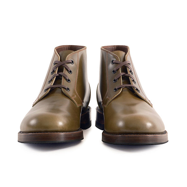 PRE-ORDER 2025 / THE STEADFAST CHUKKA BOOTS / SHINKI HIKAKU SHELL CORDOVAN / OLIVE