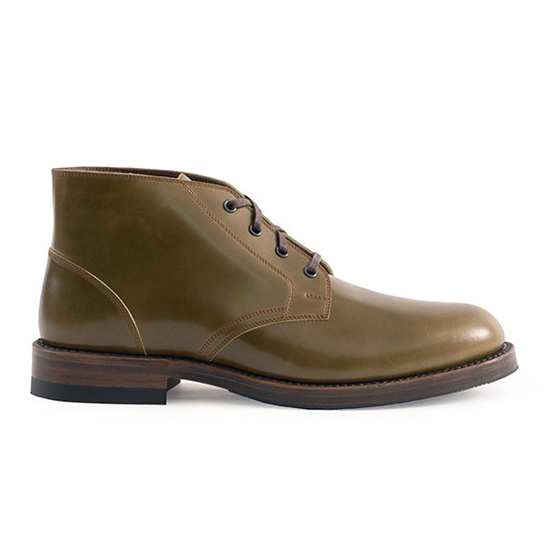 PRE-ORDER 2025 / THE STEADFAST CHUKKA BOOTS / SHINKI HIKAKU SHELL CORDOVAN / OLIVE